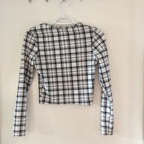 Plaid long sleeve crop top - Picture 5 of 5